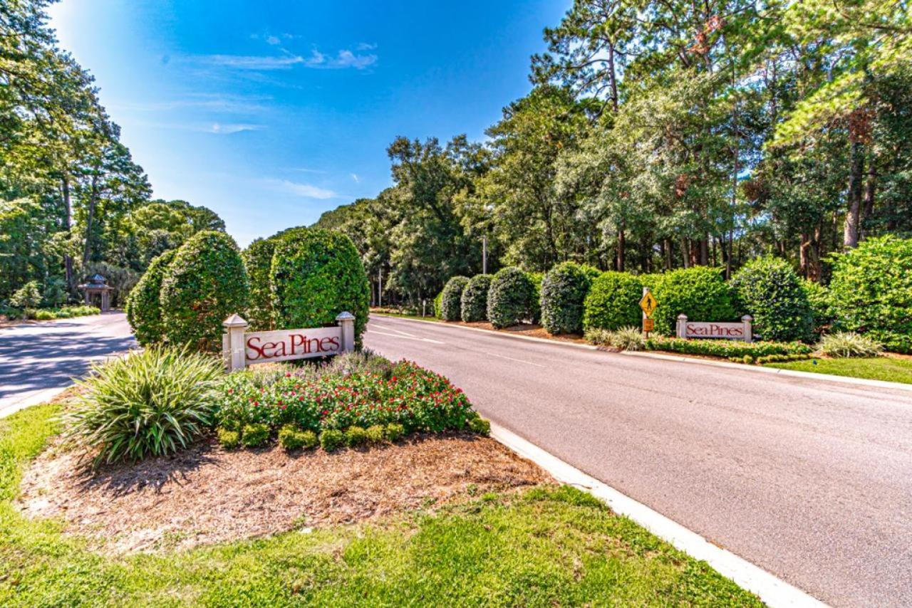 1686 Bluff Villas Renovated Sleeps 8 Walk To Salty Dog Sea Pines ヒルトンヘッドアイランド エクステリア 写真