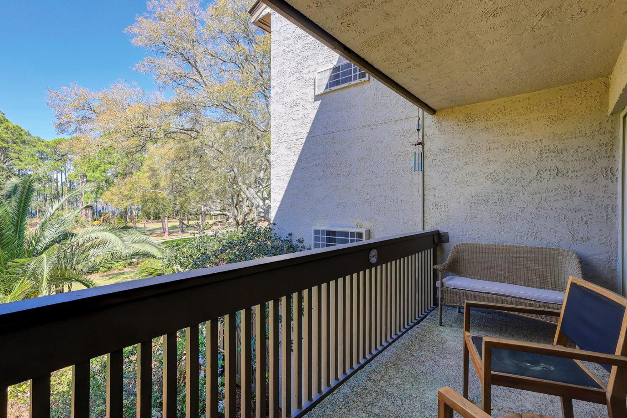 1686 Bluff Villas Renovated Sleeps 8 Walk To Salty Dog Sea Pines ヒルトンヘッドアイランド エクステリア 写真