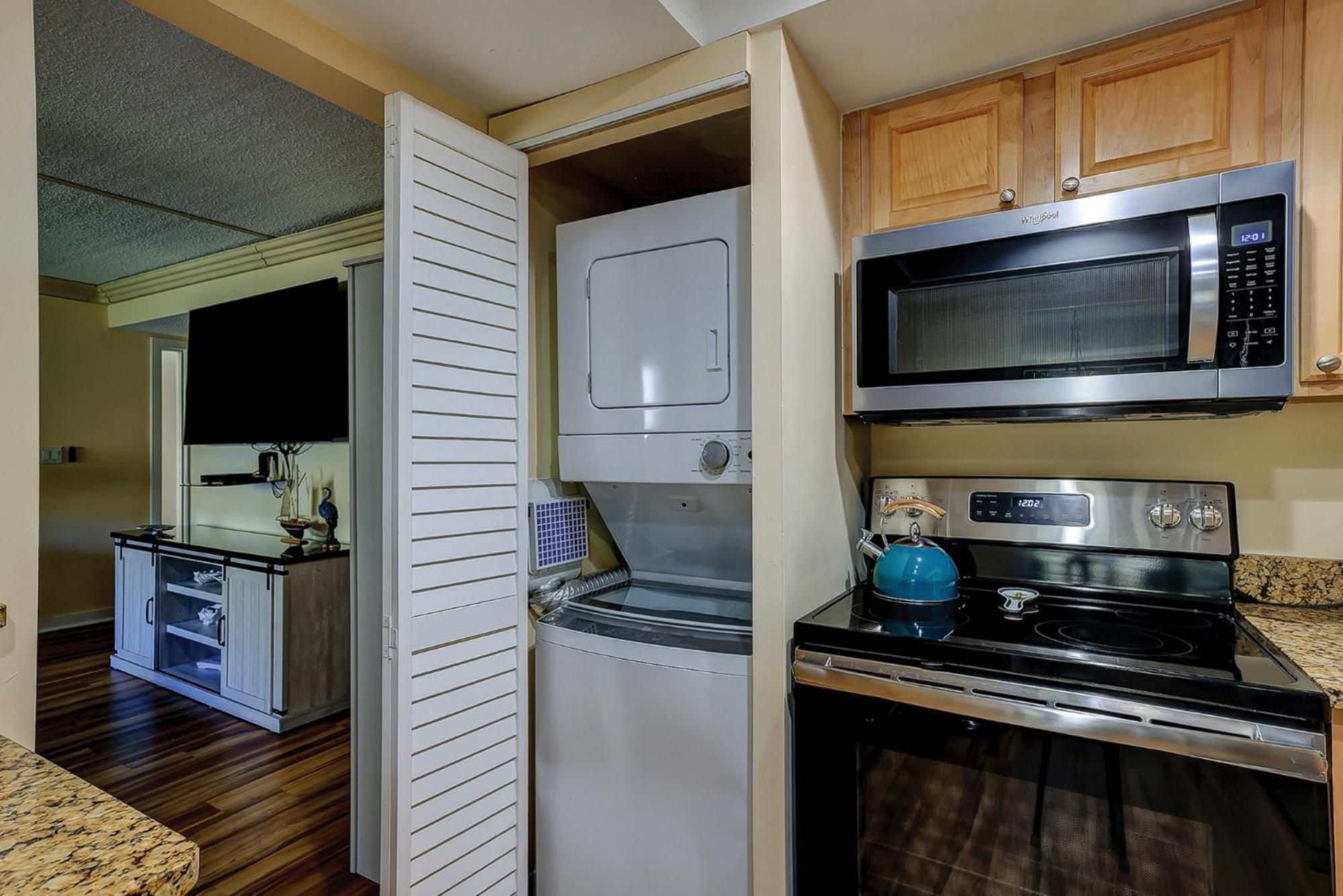 1686 Bluff Villas Renovated Sleeps 8 Walk To Salty Dog Sea Pines ヒルトンヘッドアイランド エクステリア 写真